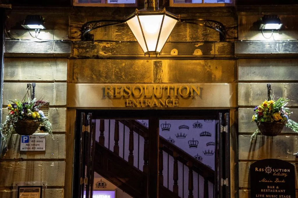 resolution hotel
