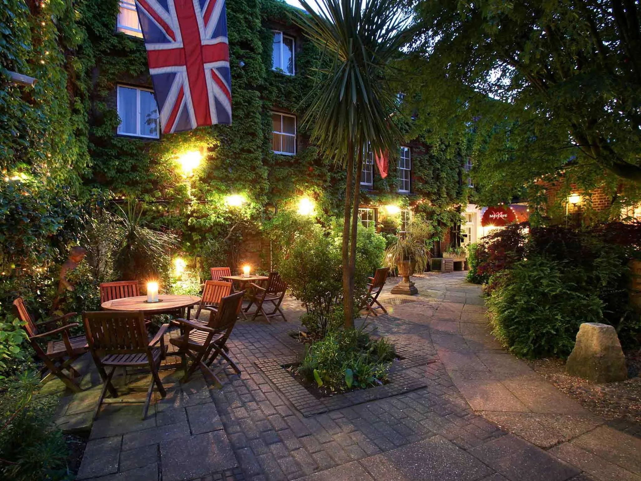 6616_ho_06_p_2048x1536